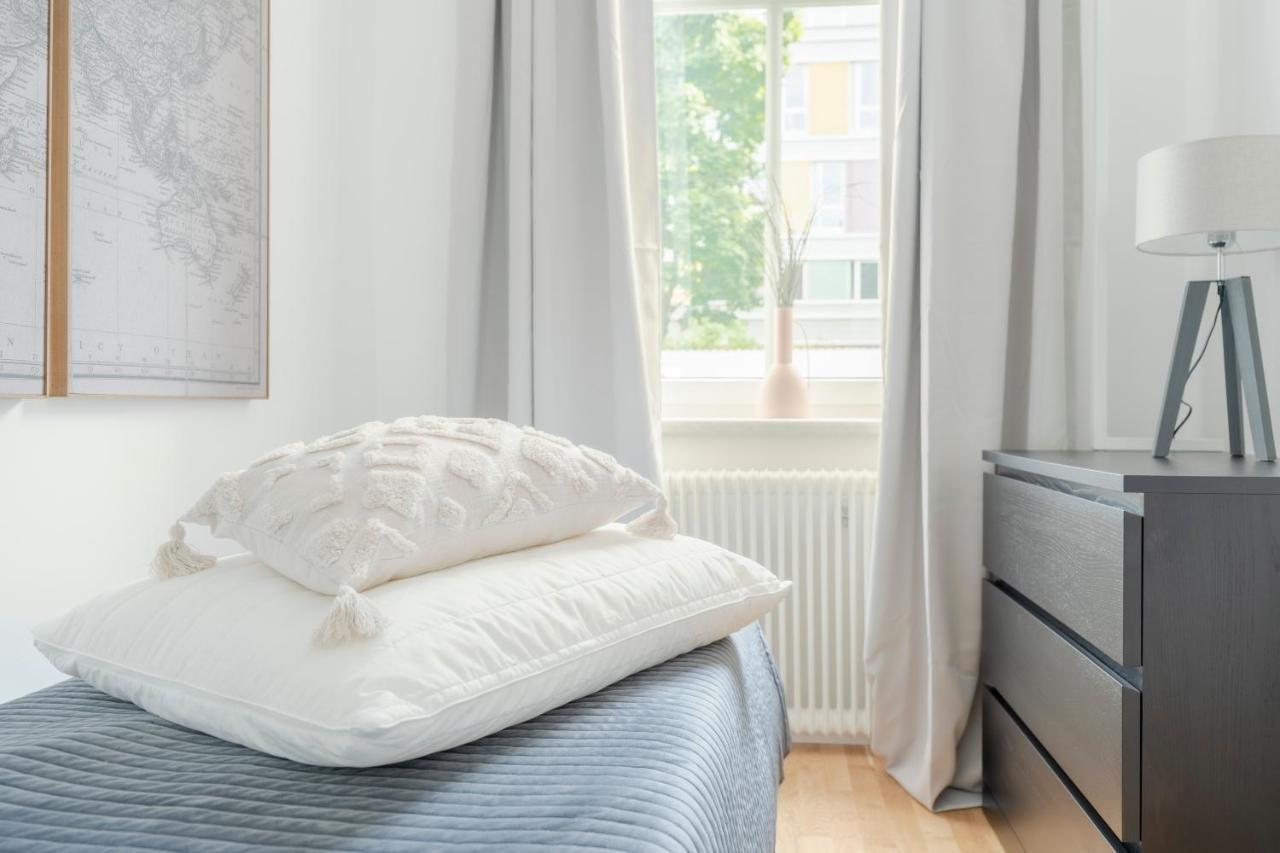 City Lounge Appartement Am Hauptbahnhof ซังคท์เพิลเทน ภายนอก รูปภาพ